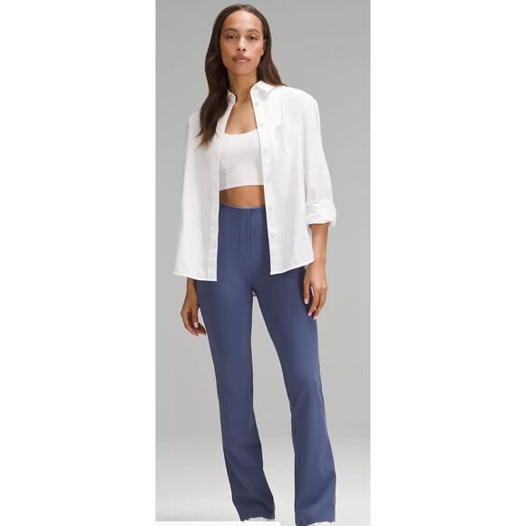 Lululemon Smooth Fit Pull-On High-Rise Pant
Regular, shade, size 6, MSRP $148 - Picture 1 of 15